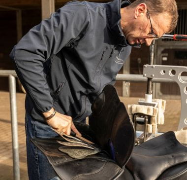 Heiko-Tympel-Pferdeergonom-Sattelergonom-Sattler-Aufpolsterung-Niedersachsen